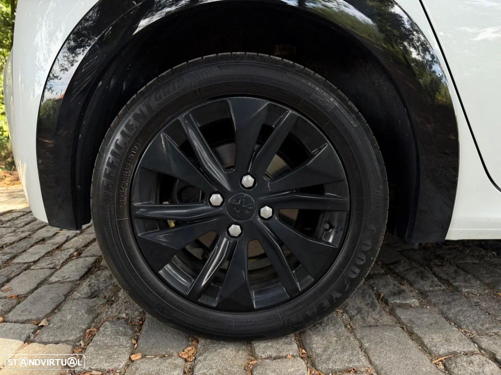 Peugeot e-208 50 kWh Allure Pack - 13