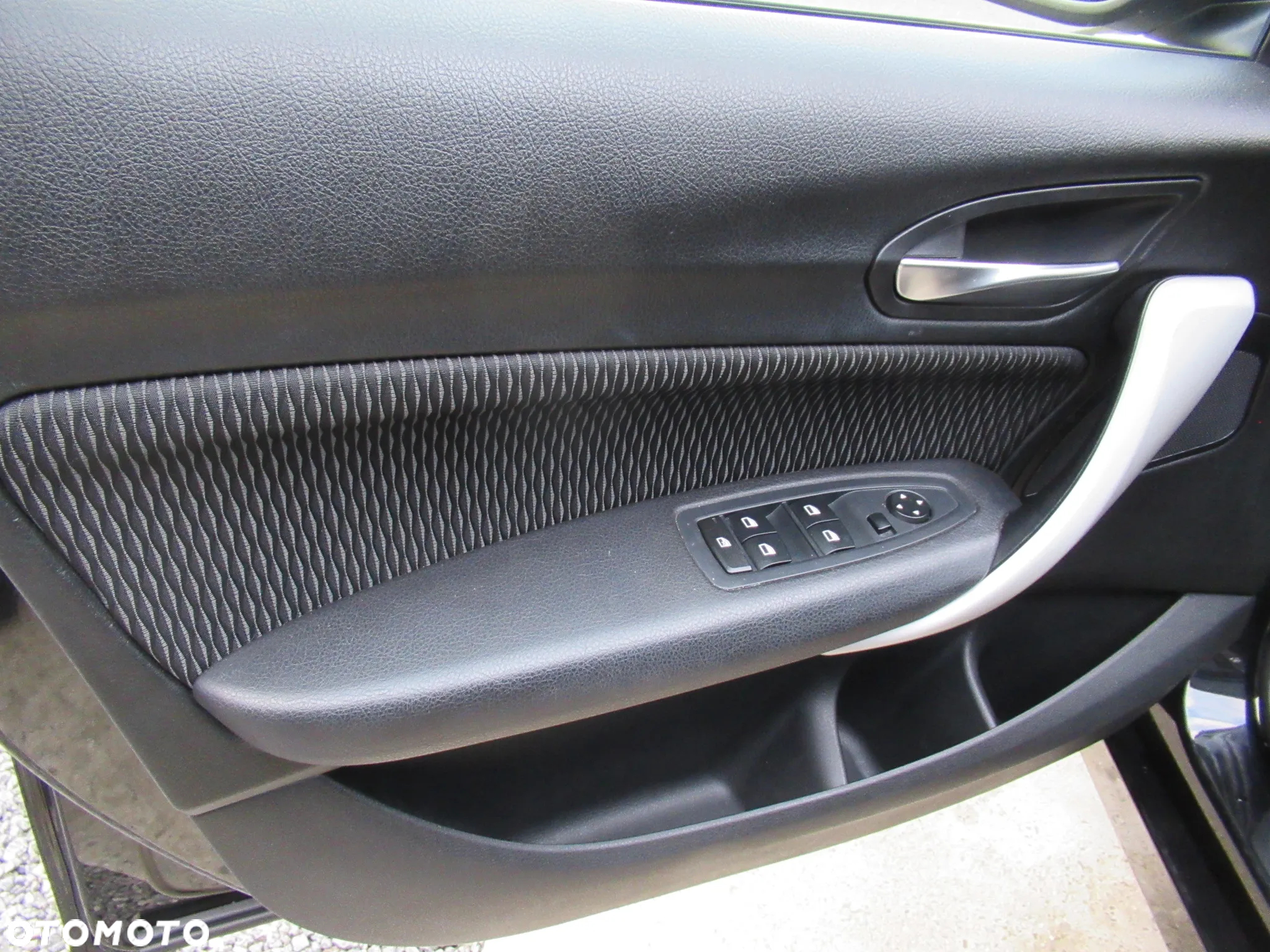 BMW Seria 1 114i - 9