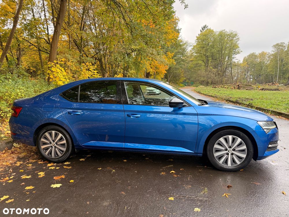 Skoda Superb 2.0 TDI SCR Style - 6