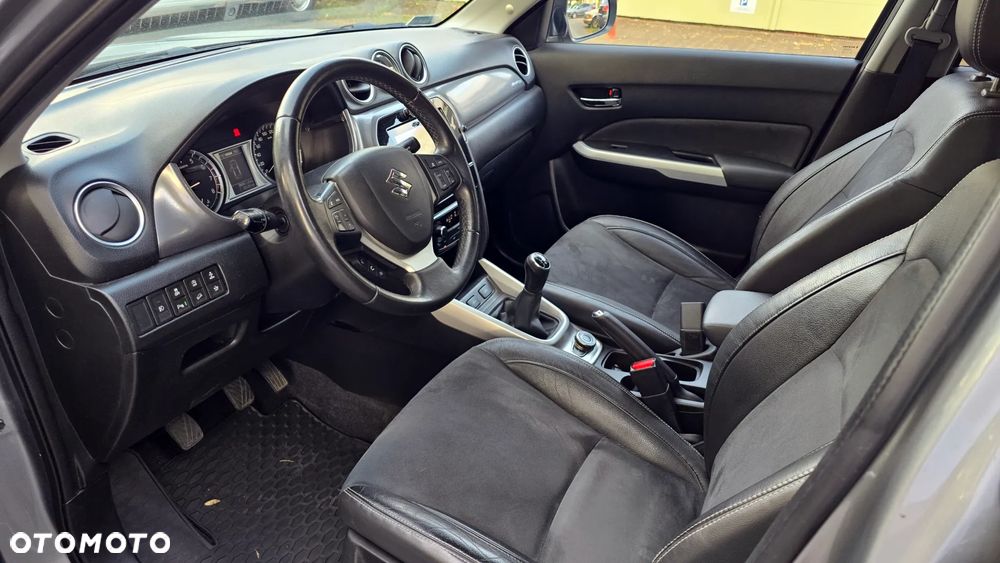 Suzuki Vitara 1.6 Premium 4WD - 14