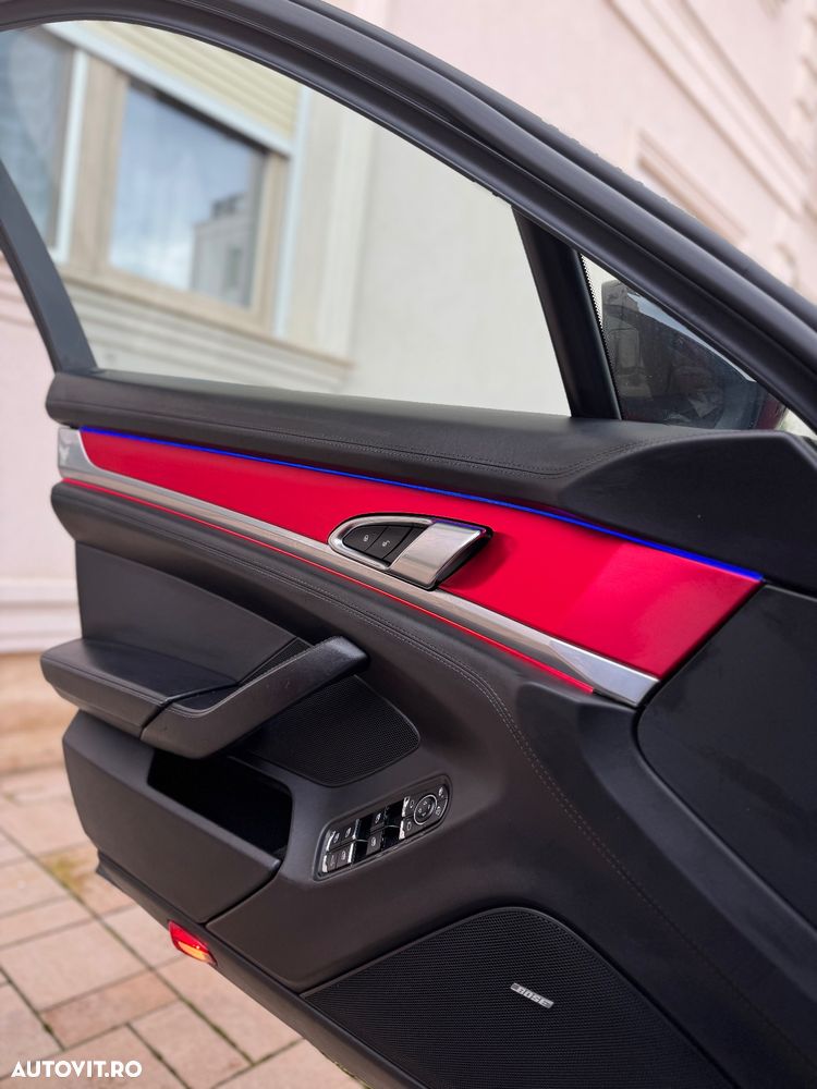 Porsche Panamera - 11