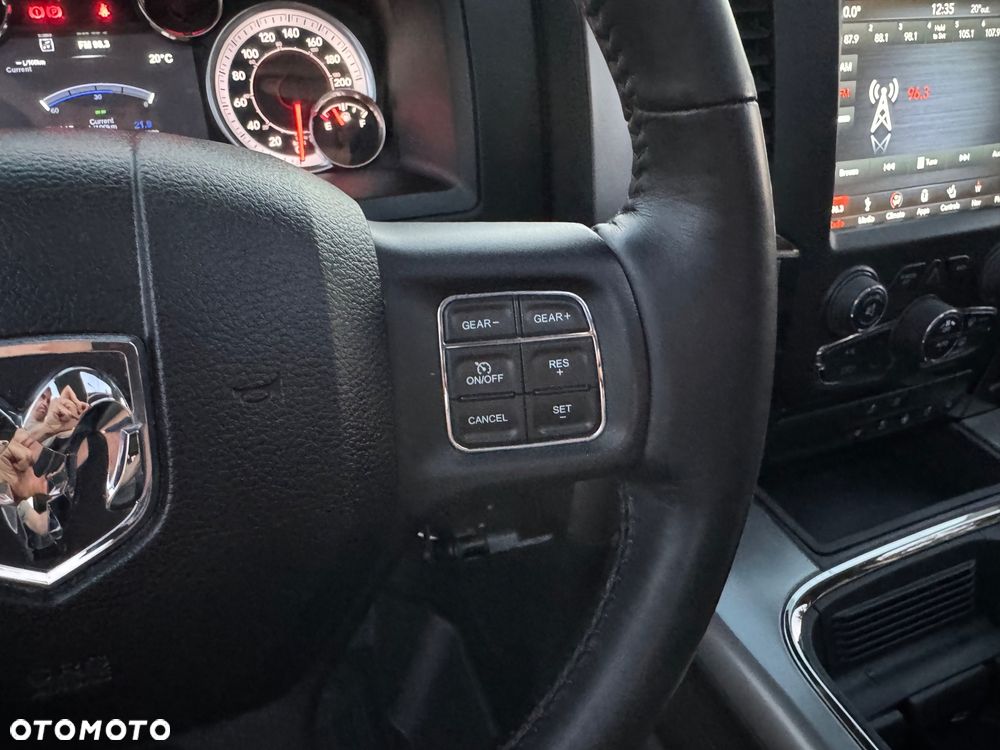 Dodge RAM 5.7 4x4 - 22