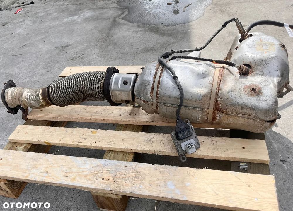 KATALIZATOR FILTR DPF FORD RANGER VW AMAROK 3.0 V6 diesel > JB3G-5F287-BF 2333278X - 3
