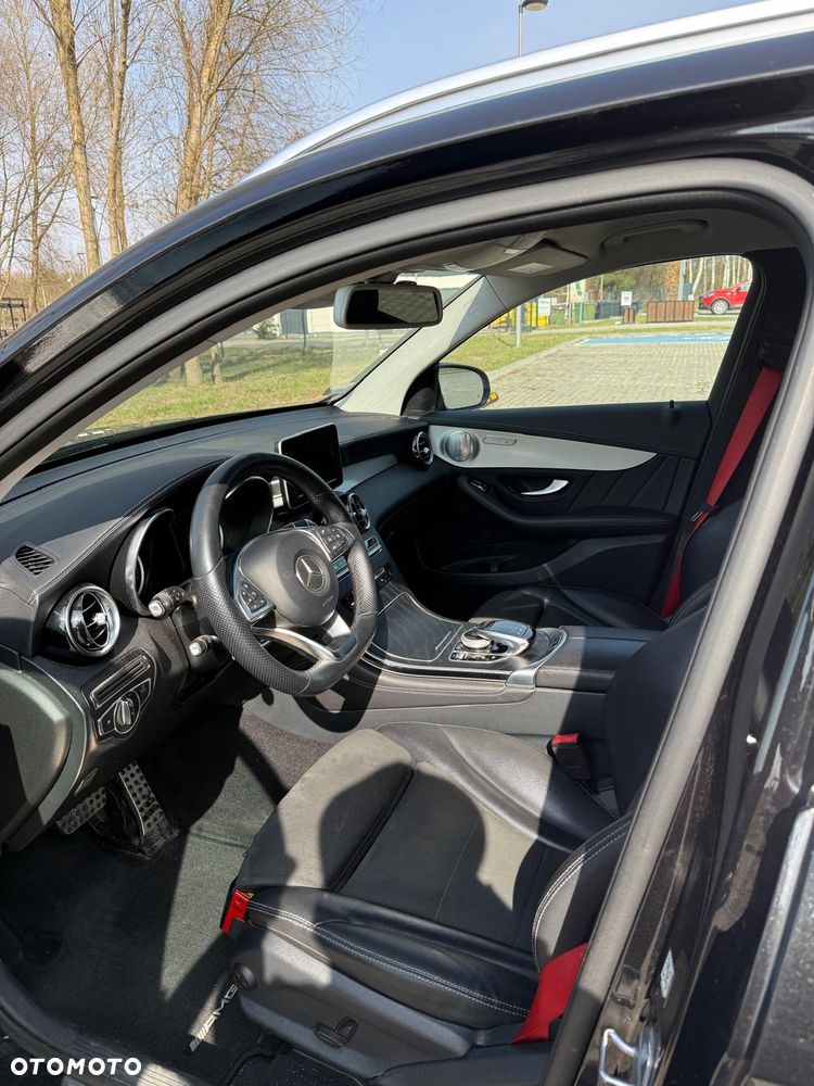 Mercedes-Benz GLC - 4