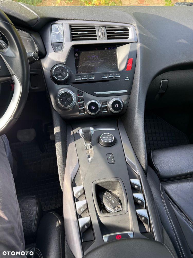 Citroën DS5 Hybrid4 EGS6 Pure Pearl - 15