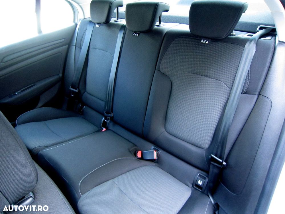 Renault Megane - 12