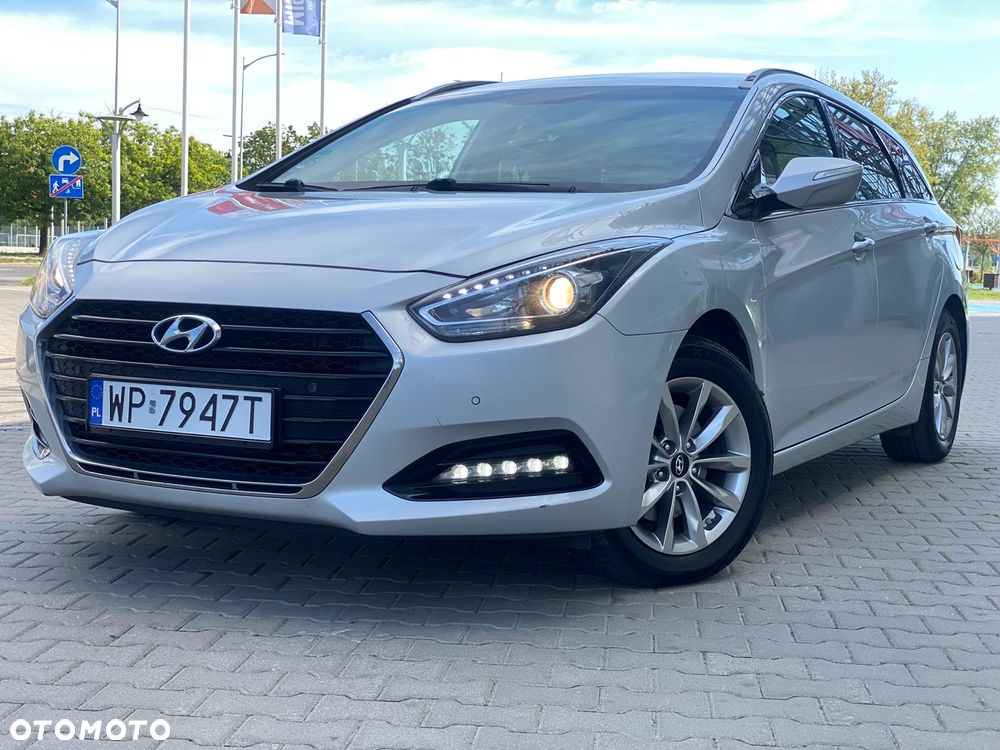 Hyundai i40 Kombi blue 1.7 CRDi DCT Premium - 10