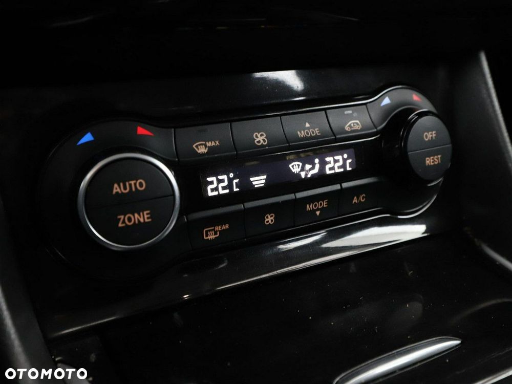 Infiniti Q30 1.5d Premium - 27