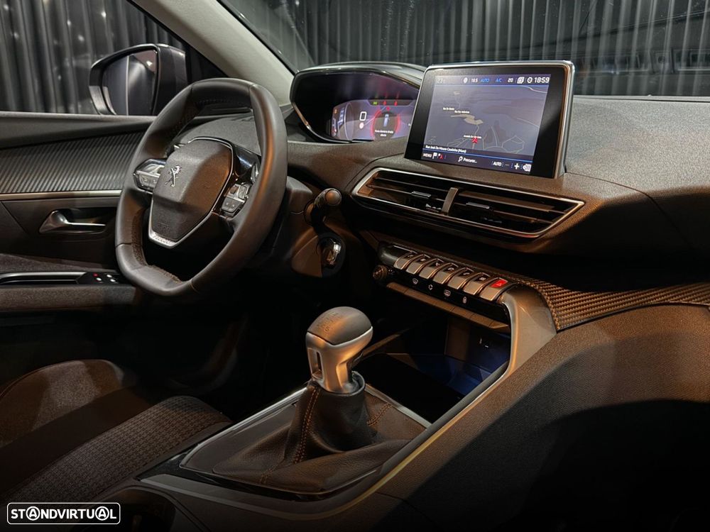 Peugeot 5008 1.5 BlueHDi Allure - 25