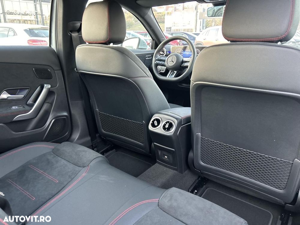 Mercedes-Benz A 250 e Sedan 8G-DCT AMG Line - 16