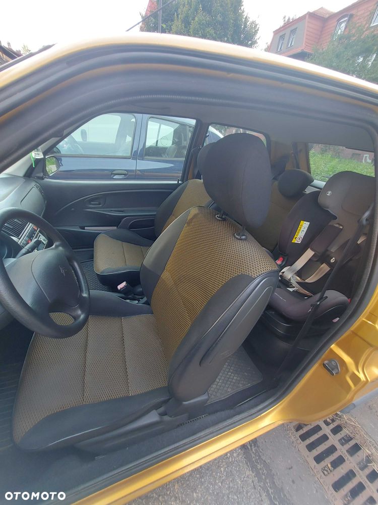 Citroën Saxo - 4