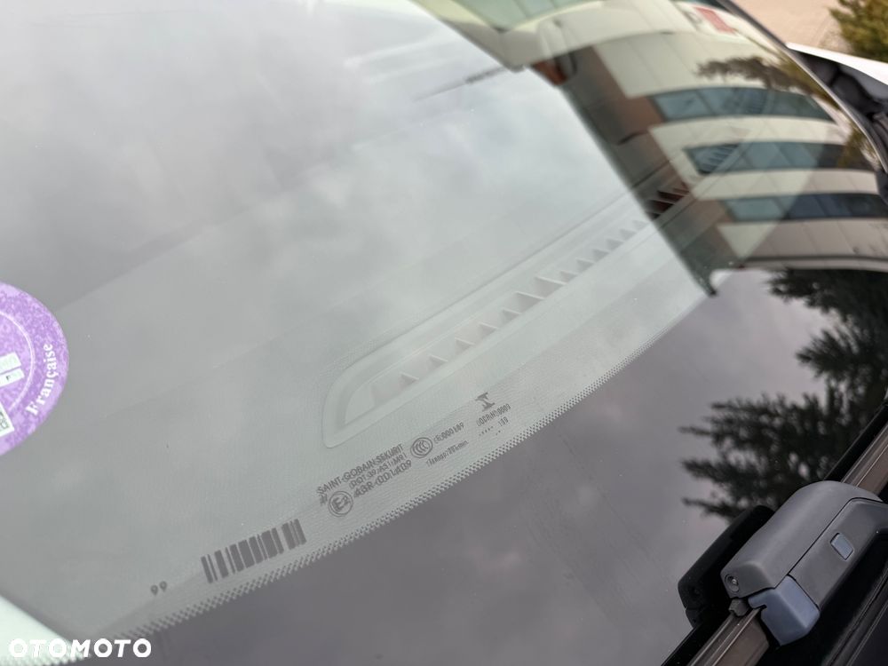 Peugeot 3008 PureTech 130 Stop & Start EAT6 Allure - 15