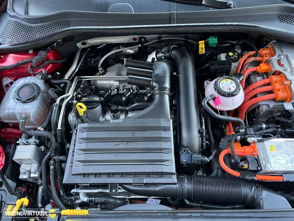 Cupra Leon 1.4 e-Hybrid VZ DSG - 48