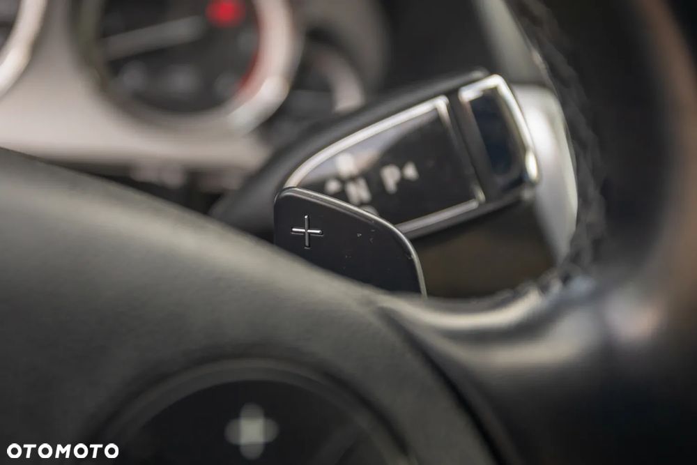 Mercedes-Benz Klasa E 350 CDI DPF 4Matic BlueEFFICIENCY 7G-TRONIC Avantgarde - 31