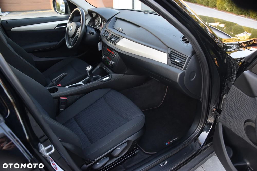 BMW X1 sDrive18i - 22