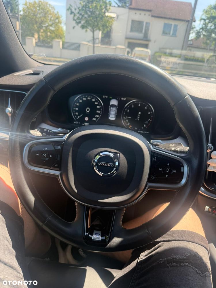 Volvo S60 T4 R-Design - 18