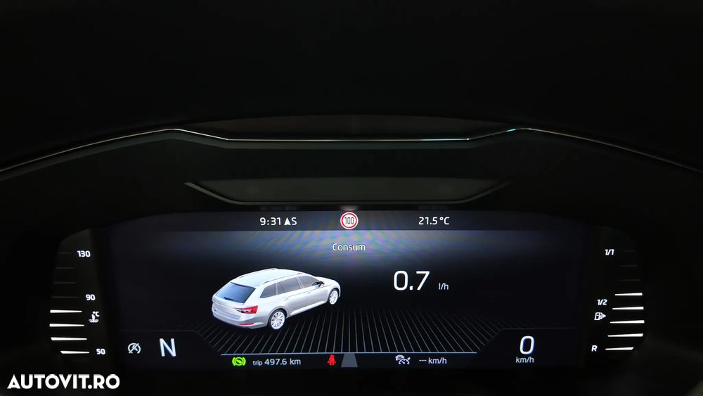 Skoda Superb 2.0 TDI DSG Ambition - 39