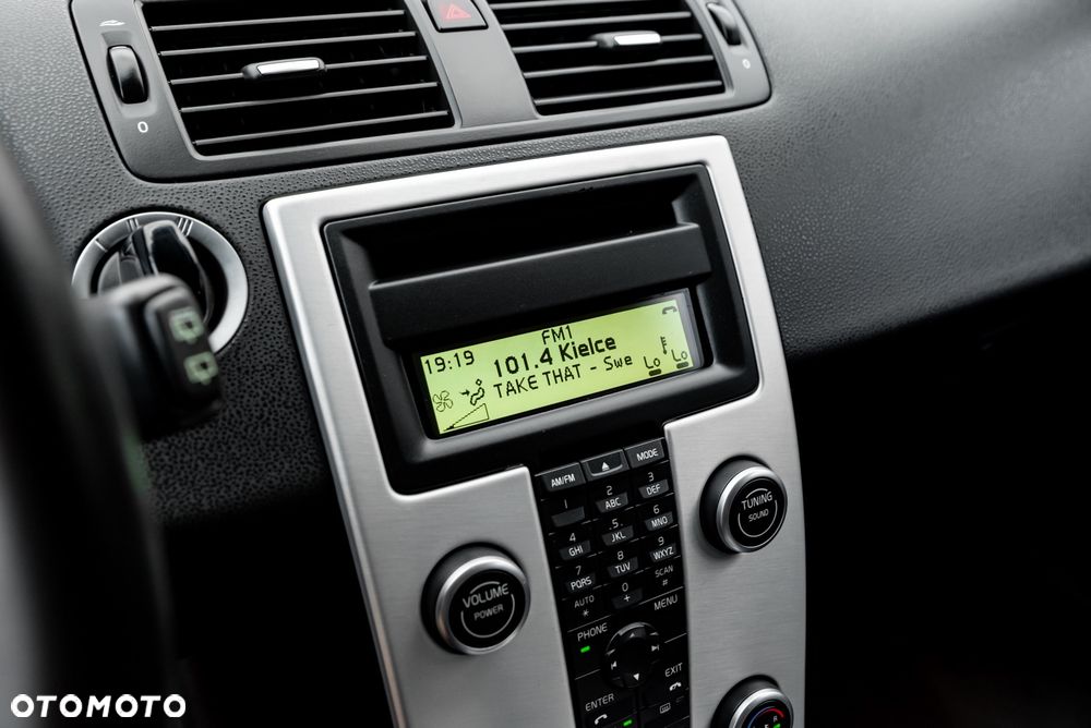 Volvo V50 DPF D3 Geartronic - 32