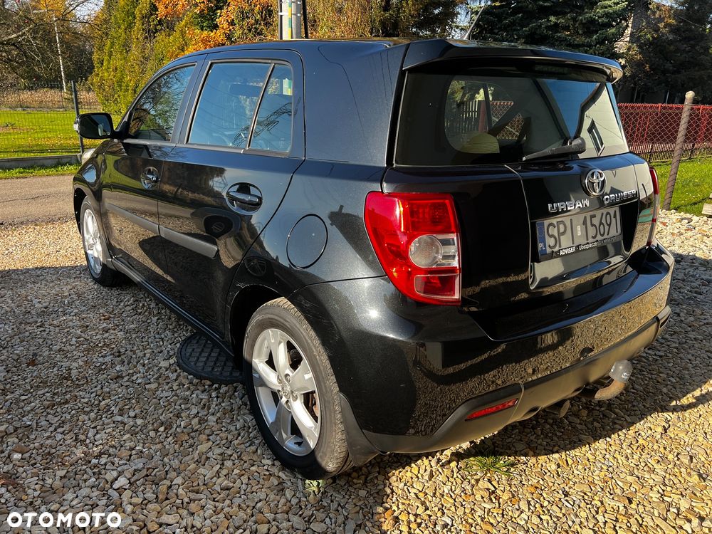 Toyota Urban Cruiser - 5