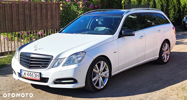 Mercedes-Benz Klasa E 300 T BlueTEC 7G-TRONIC Avantgarde