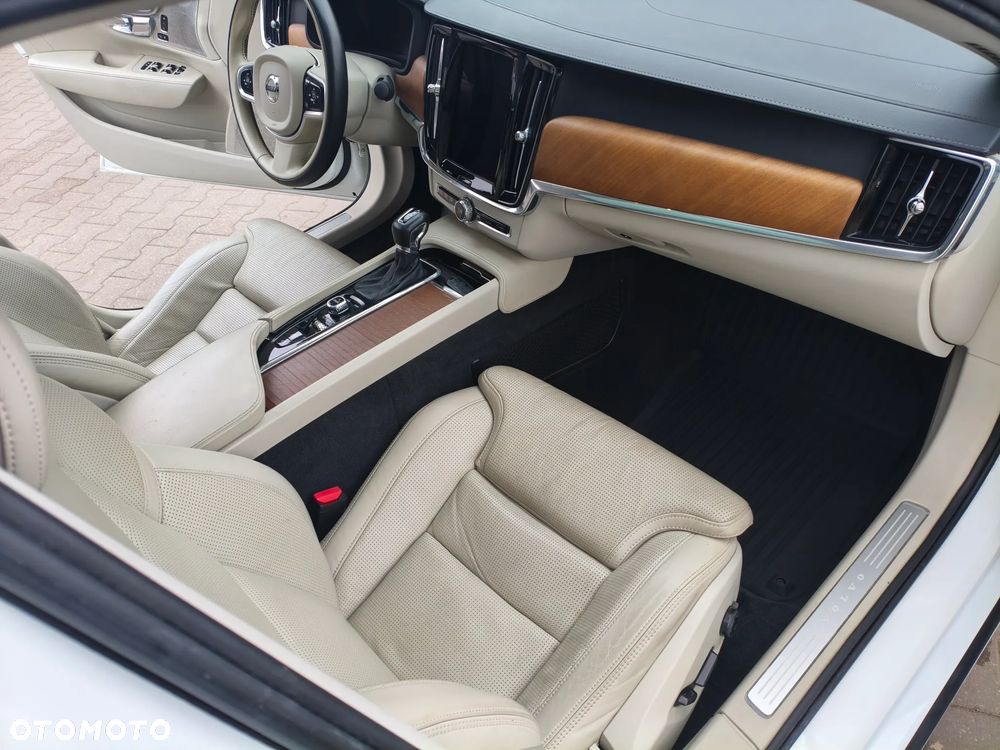 Volvo S90 T6 AWD Geartronic Inscription - 17