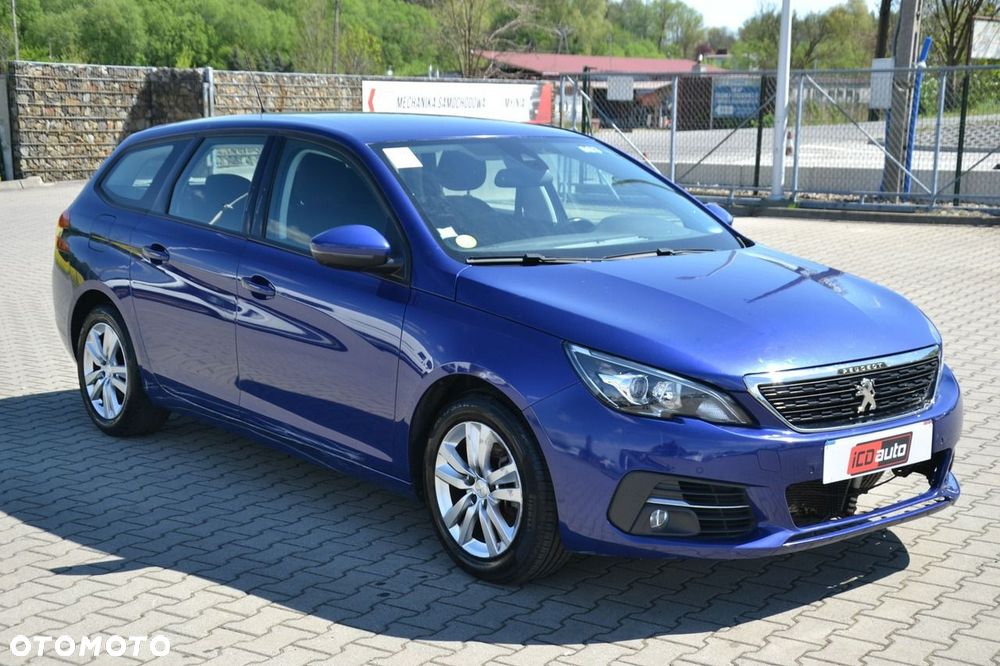 Peugeot 308 - 1