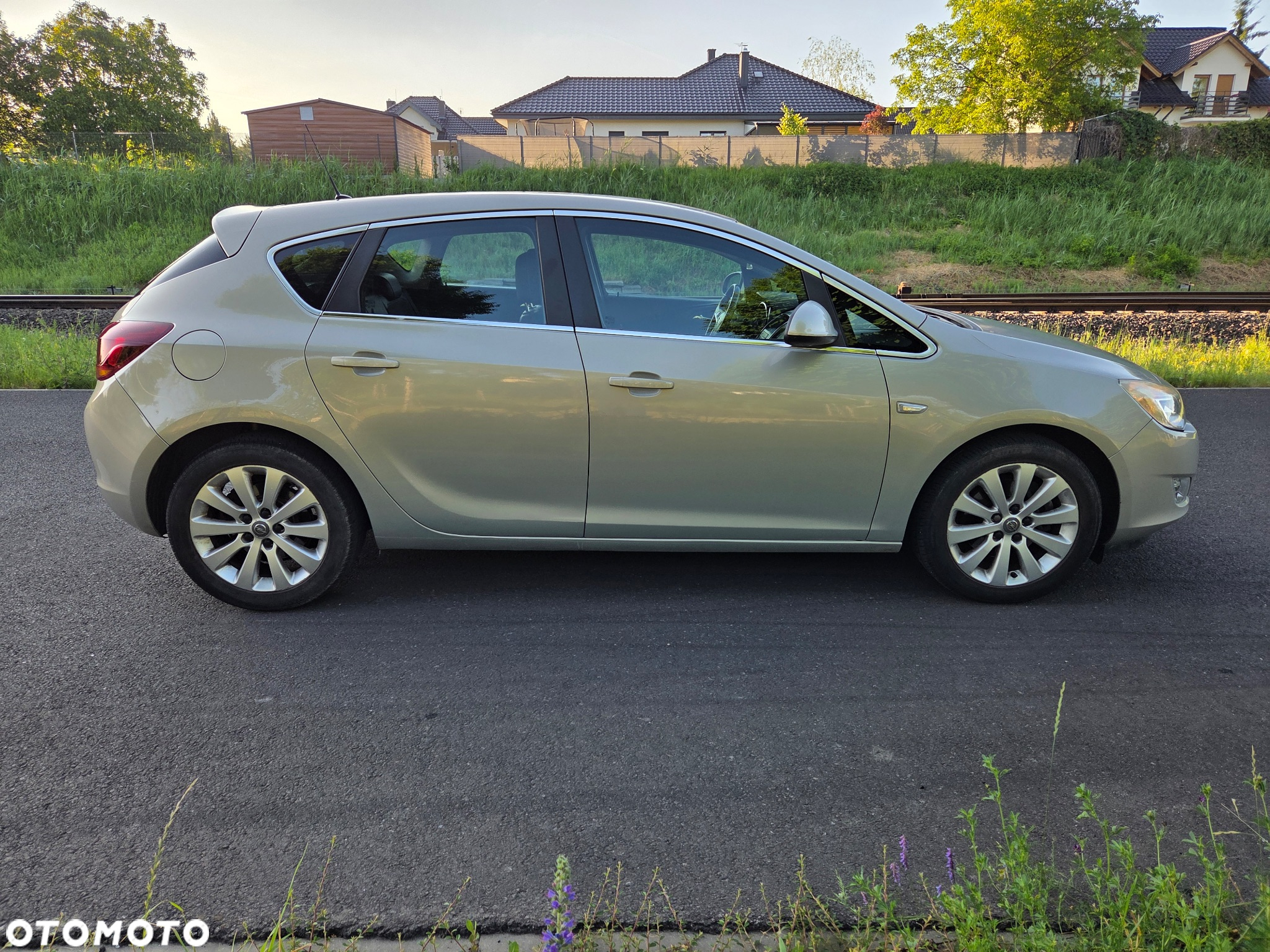 Opel Astra 1.7 CDTI Caravan DPF Cosmo - 4