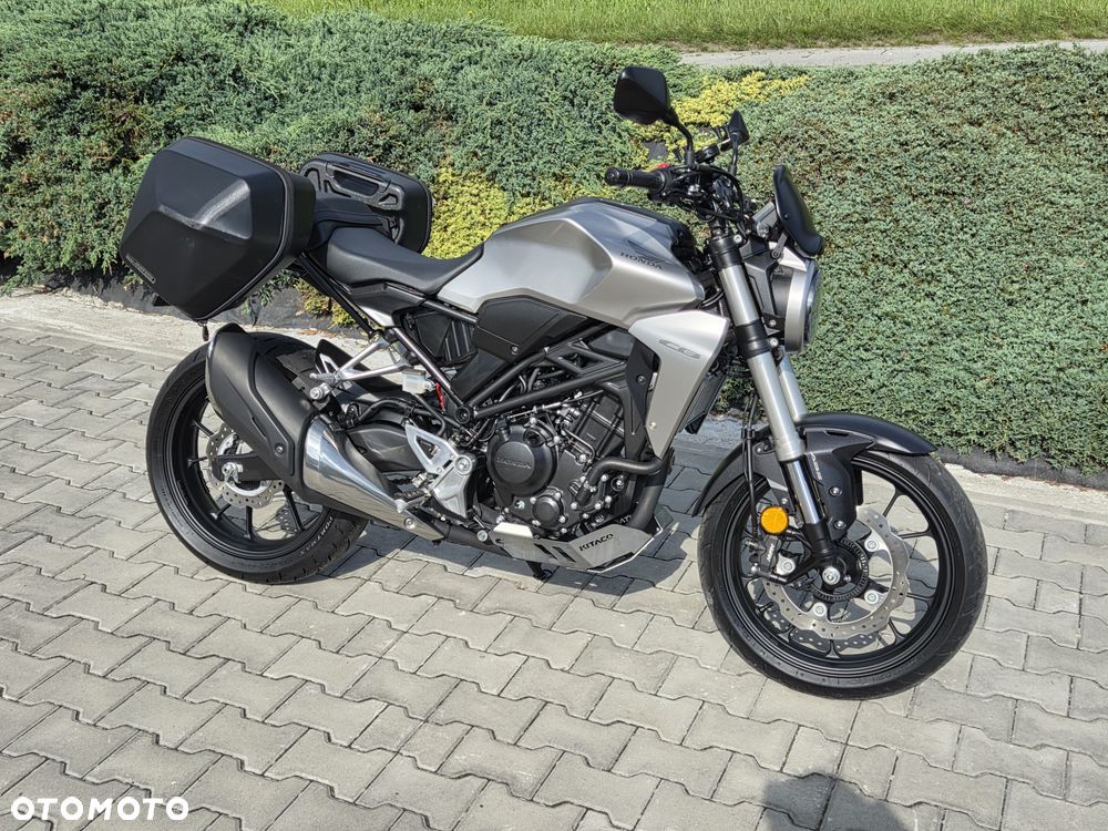 Honda CB - 10