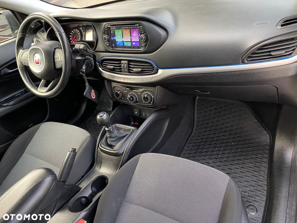 Fiat Tipo 1.4 16v Easy - 9