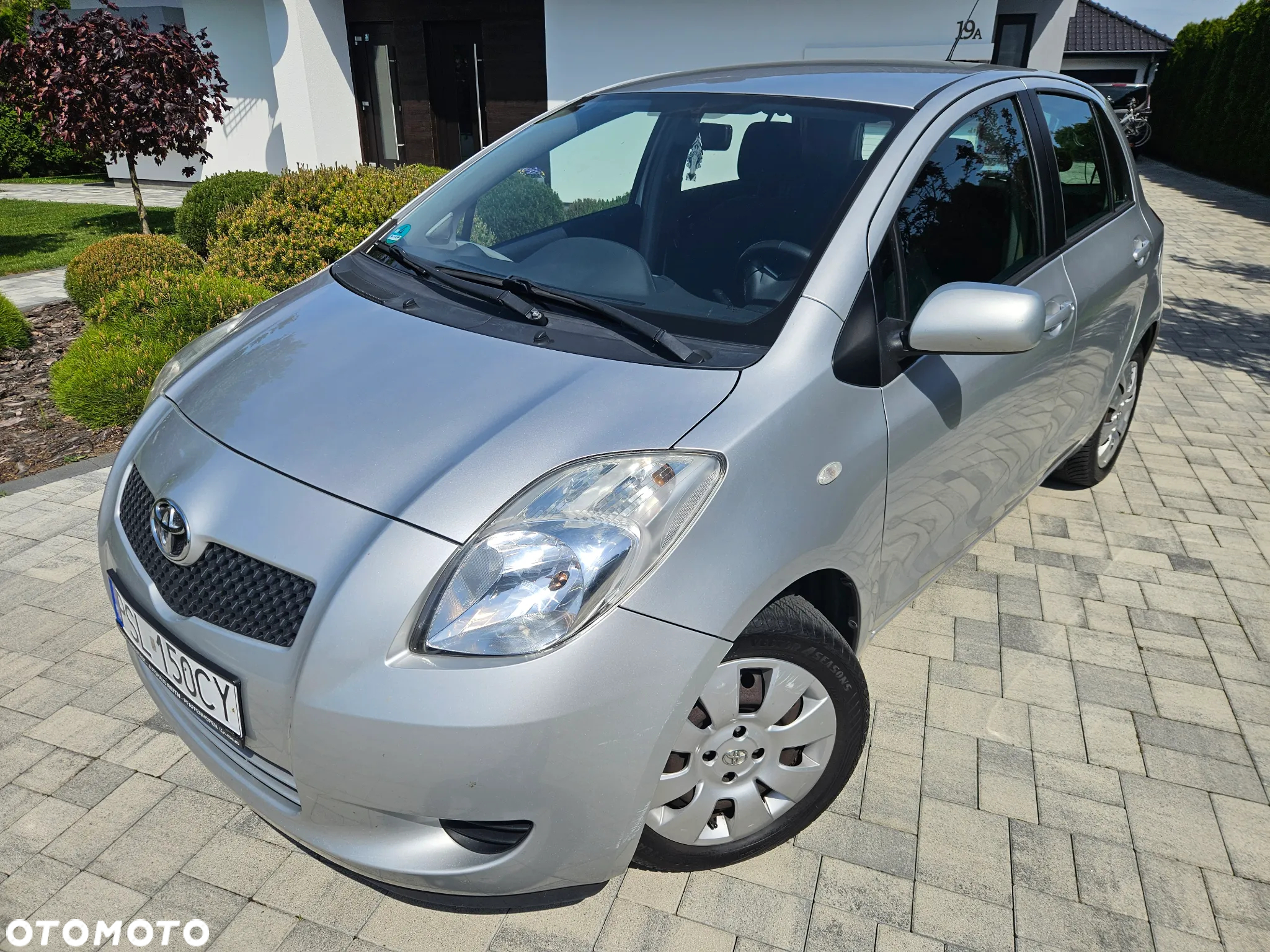 Toyota Yaris 1.3 Sol - 23