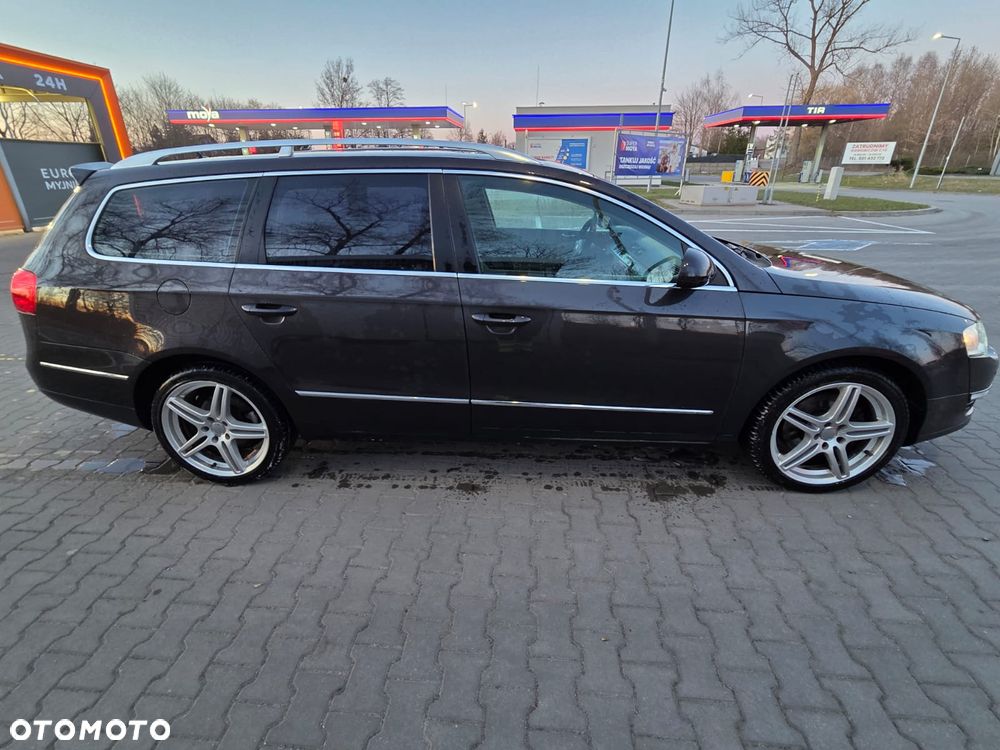 Volkswagen Passat 2.0 TDI DPF Individual Chrom - 4