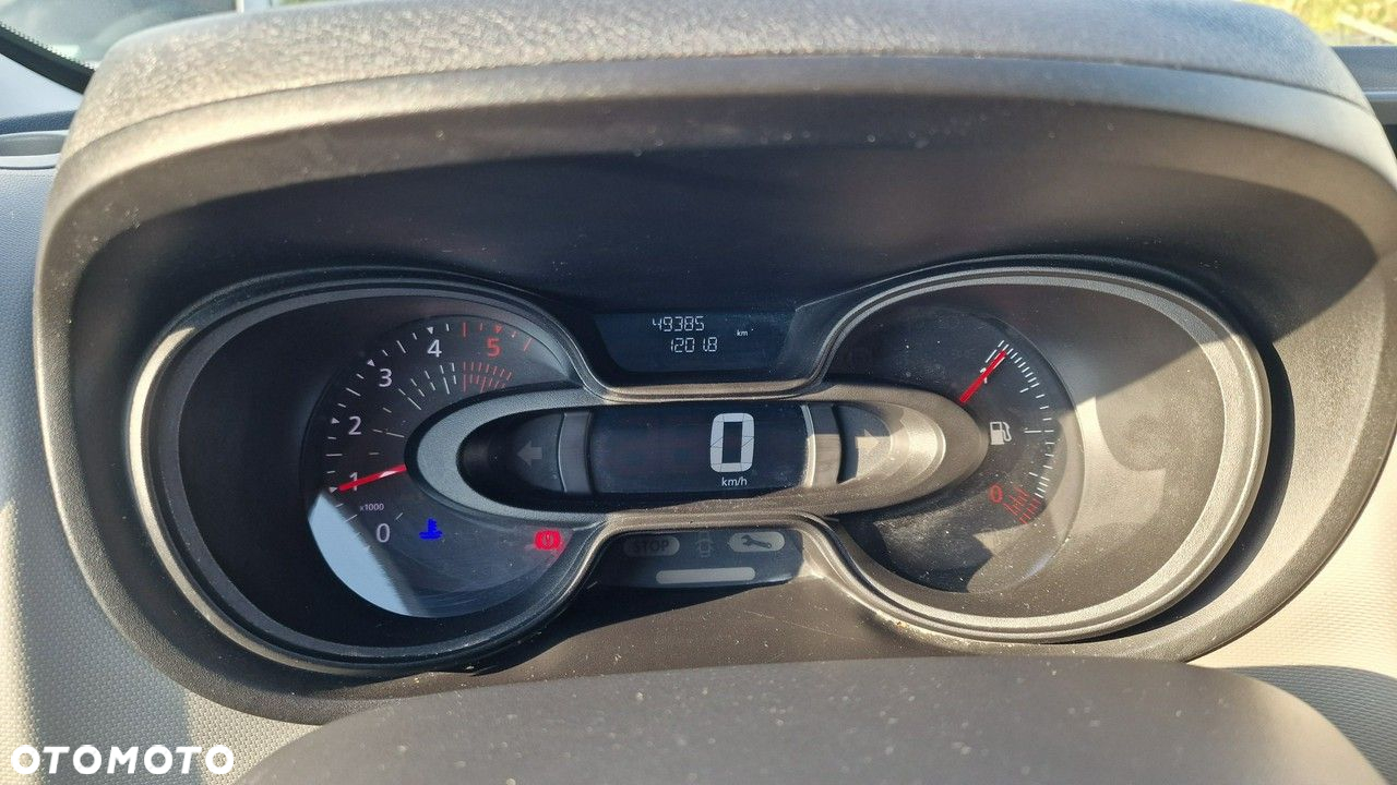 Renault Trafic - 15