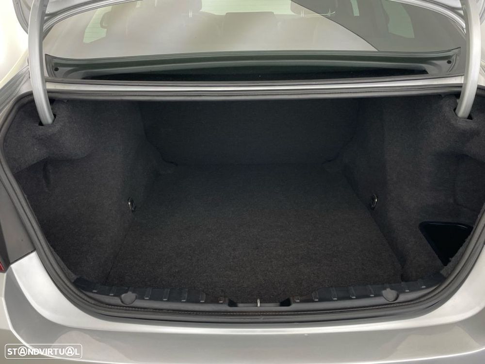 BMW 520 d Auto - 13