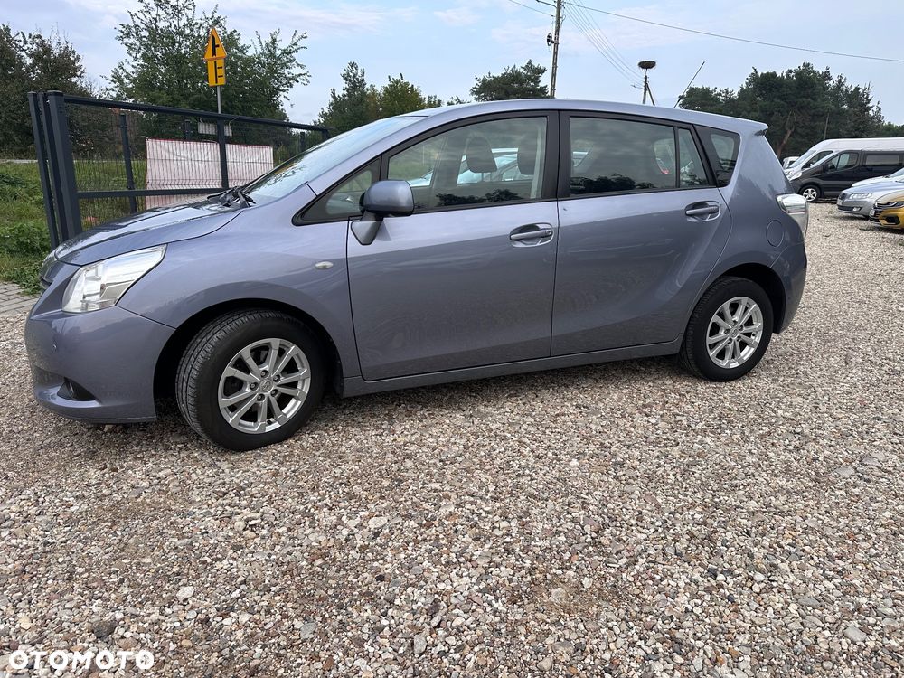 Toyota Verso 1.8 5-Sitzer Executive - 1