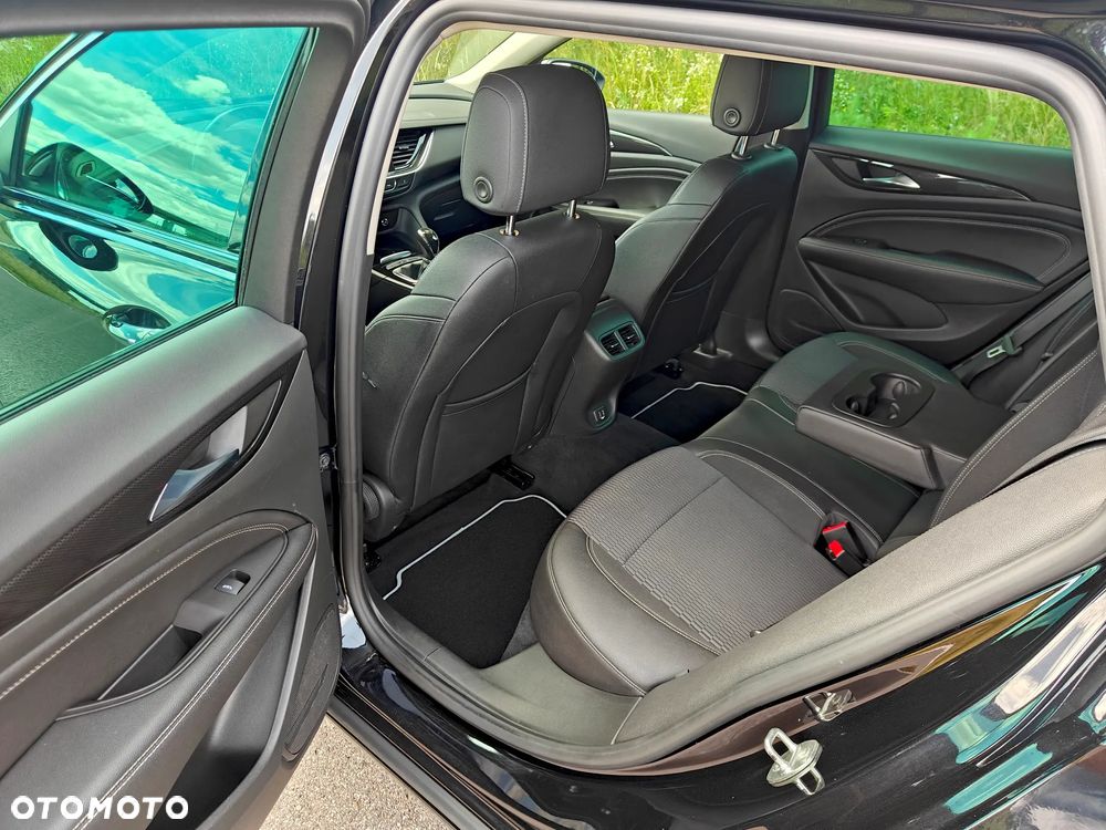 Opel Insignia - 31