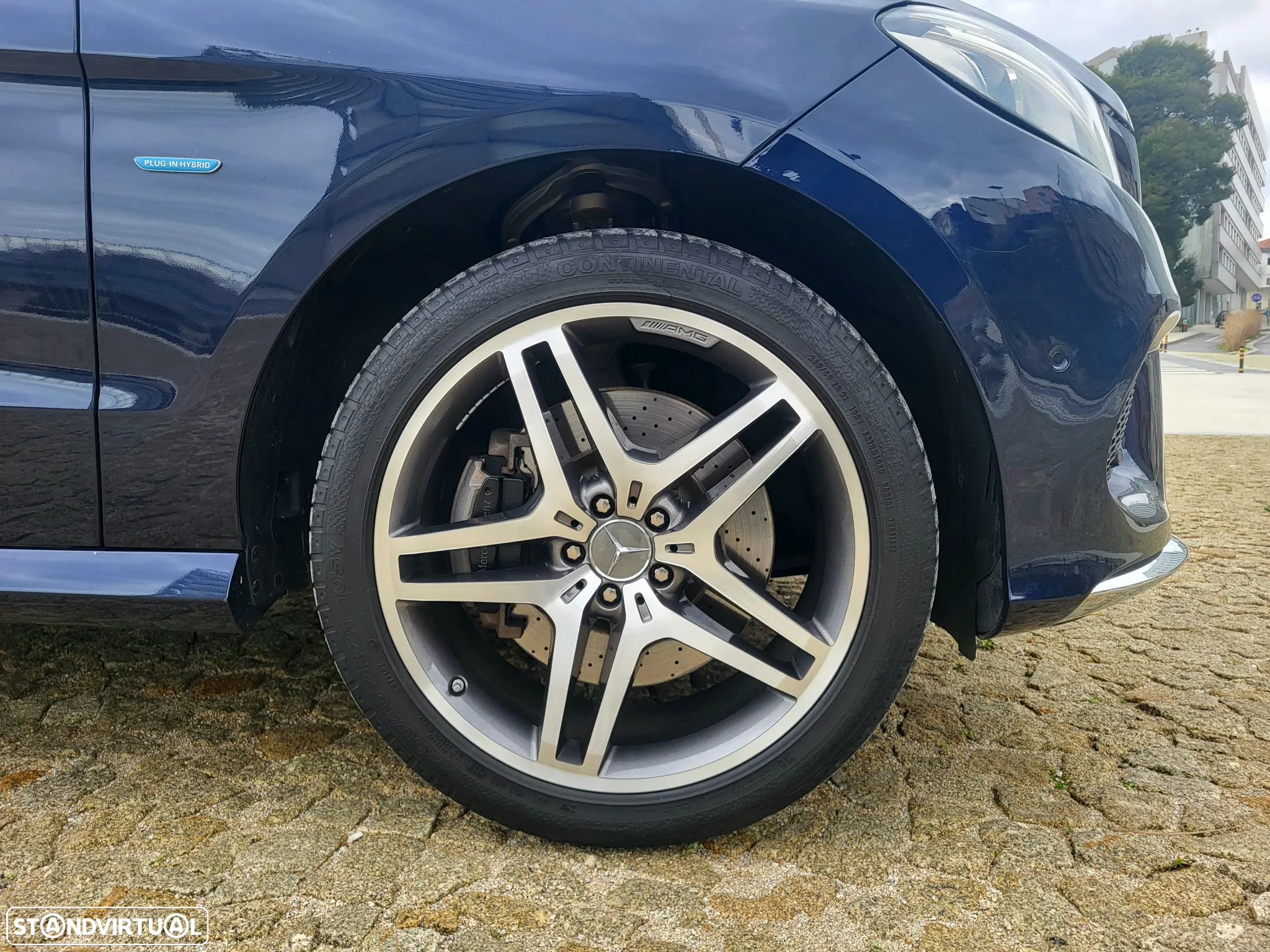 Mercedes-Benz GLE 500 e 4-Matic - 28