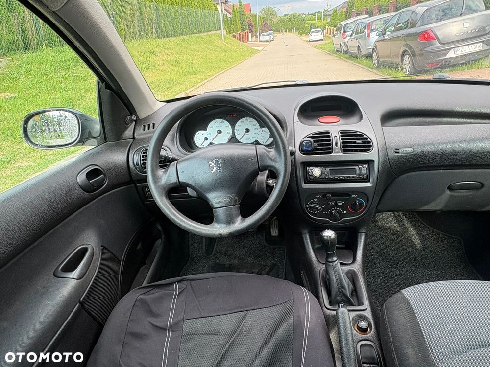 Peugeot 206 1.1 X-Design - 18