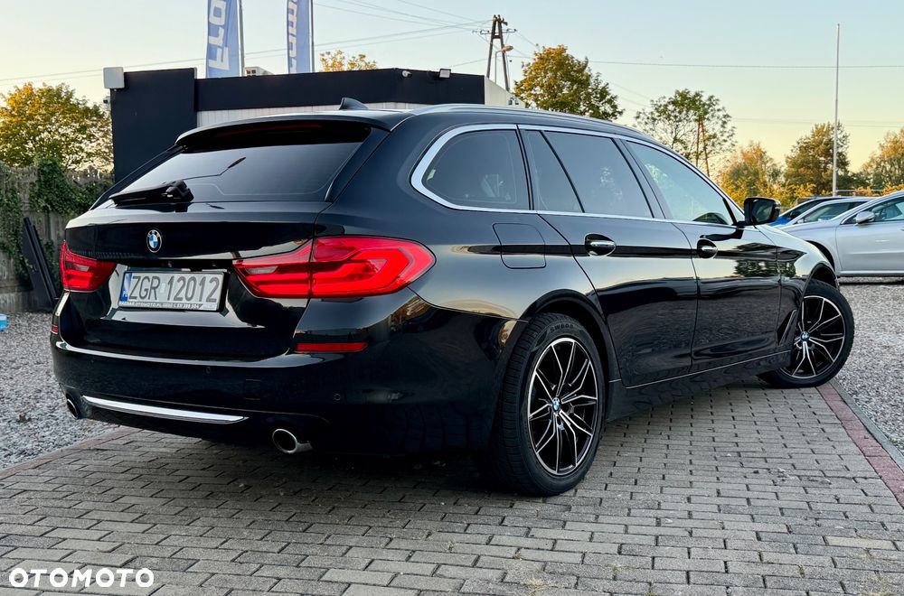 BMW Seria 5 2017 photo 4