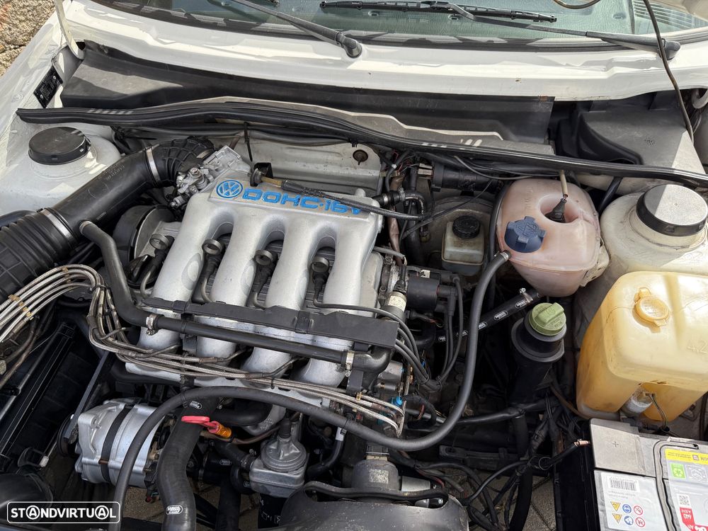 VW Golf 1.8 GTI 16V - 13