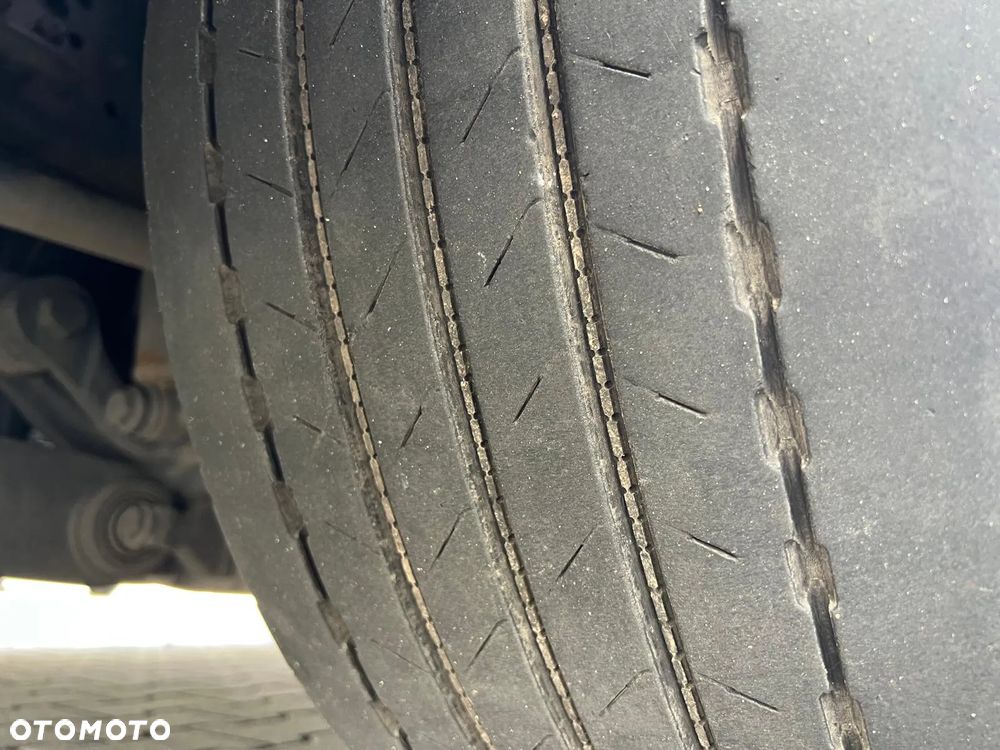 Mercedes-Benz ANTOS 1836 - 9