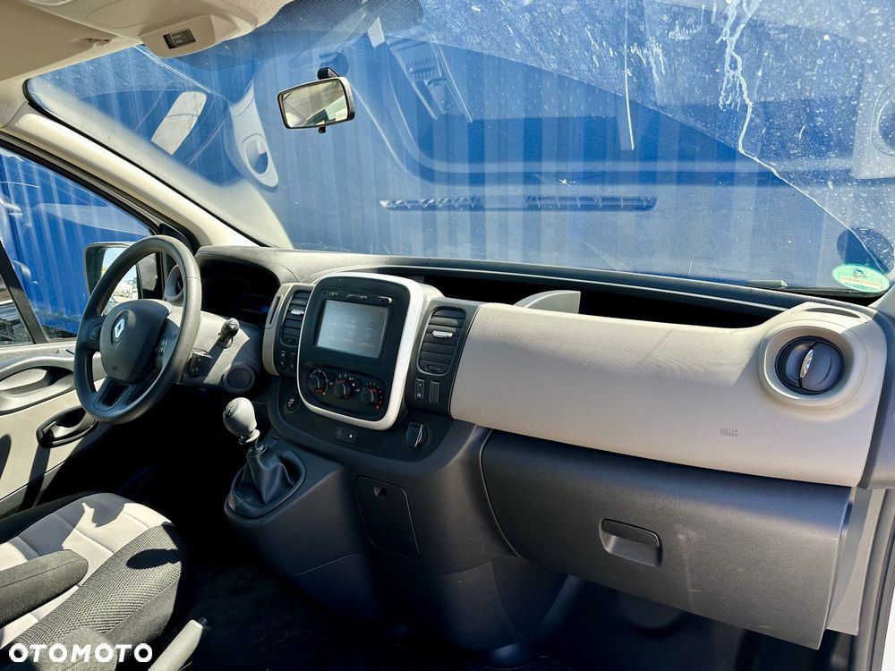 Renault Trafic - 9