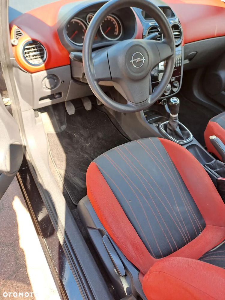 Opel Corsa 1.3 CDTI Essentia - 14