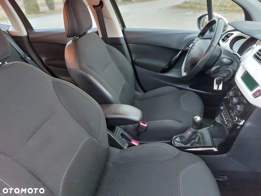 Citroën C3 Pure Tech (VTi) 82 Exclusive - 16