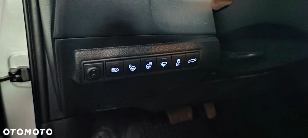 Toyota Corolla 2.0 Hybrid Executive - 15