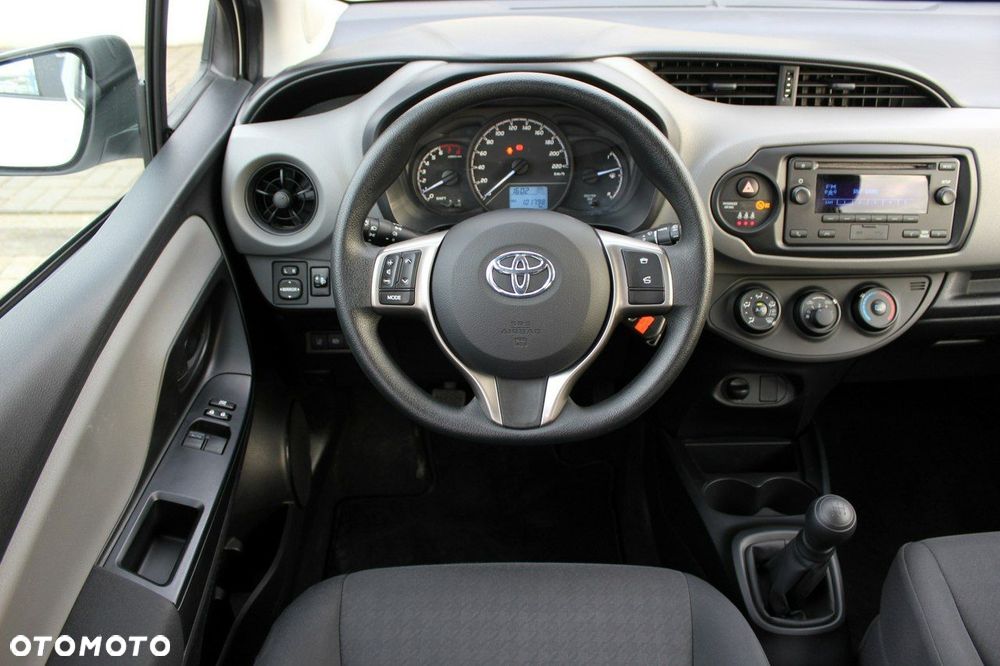 Toyota Yaris 1.0 Active - 8