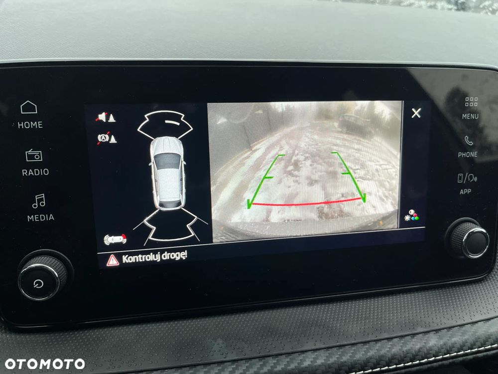Skoda Fabia 1.0 TSI Monte Carlo - 22