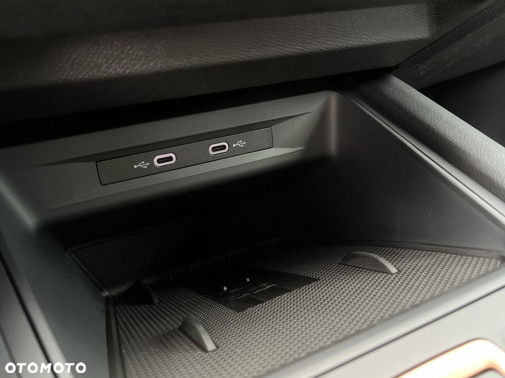 Cupra Leon 1.5 eTSI DSG - 27