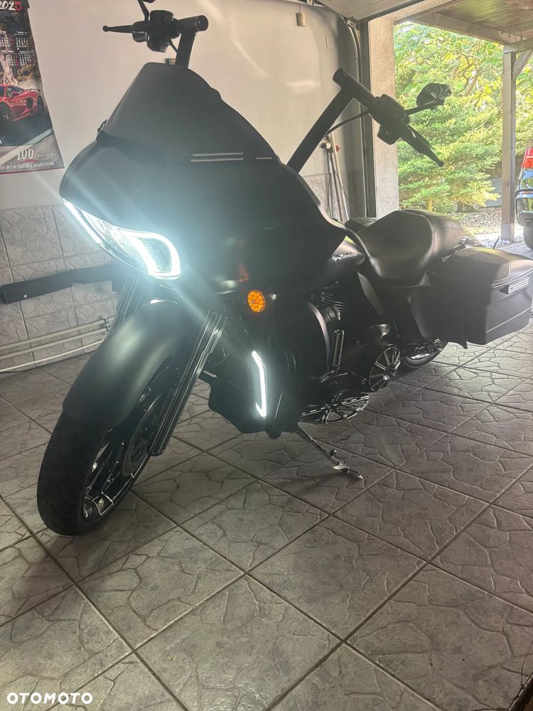 Harley-Davidson Touring Road Glide - 9