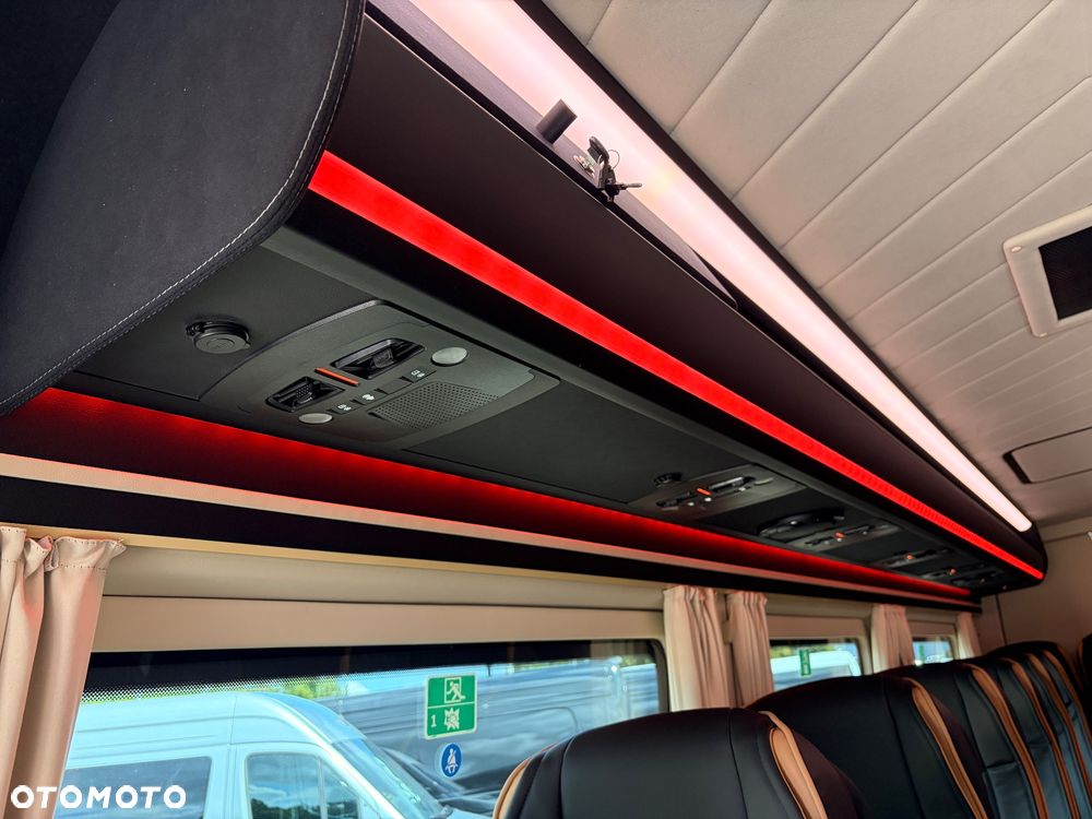 Mercedes-Benz Sprinter 519 - 28