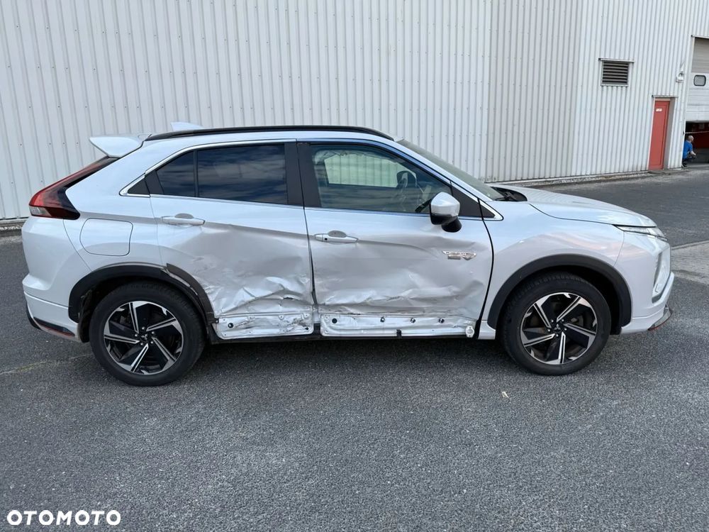 Mitsubishi Eclipse Cross - 8